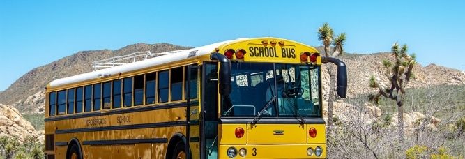 school bus américain