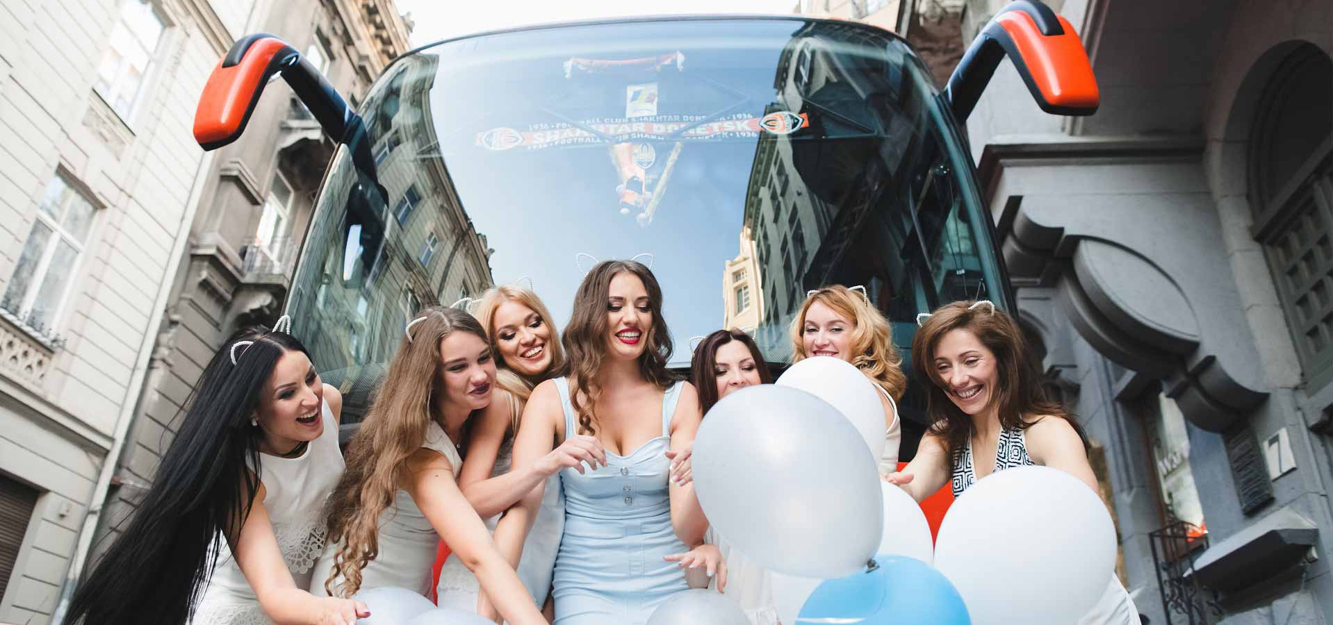 Location bus pour faire la fête, sans conduire la fête est plus folle !