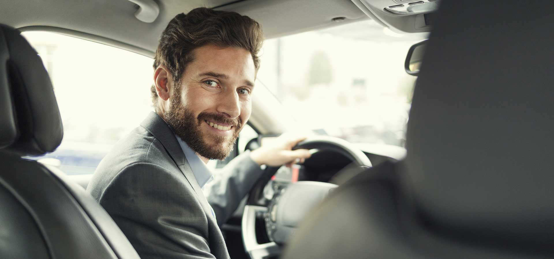 Location voiture avec chauffeur, le bon choix pour un voyage sans stress !